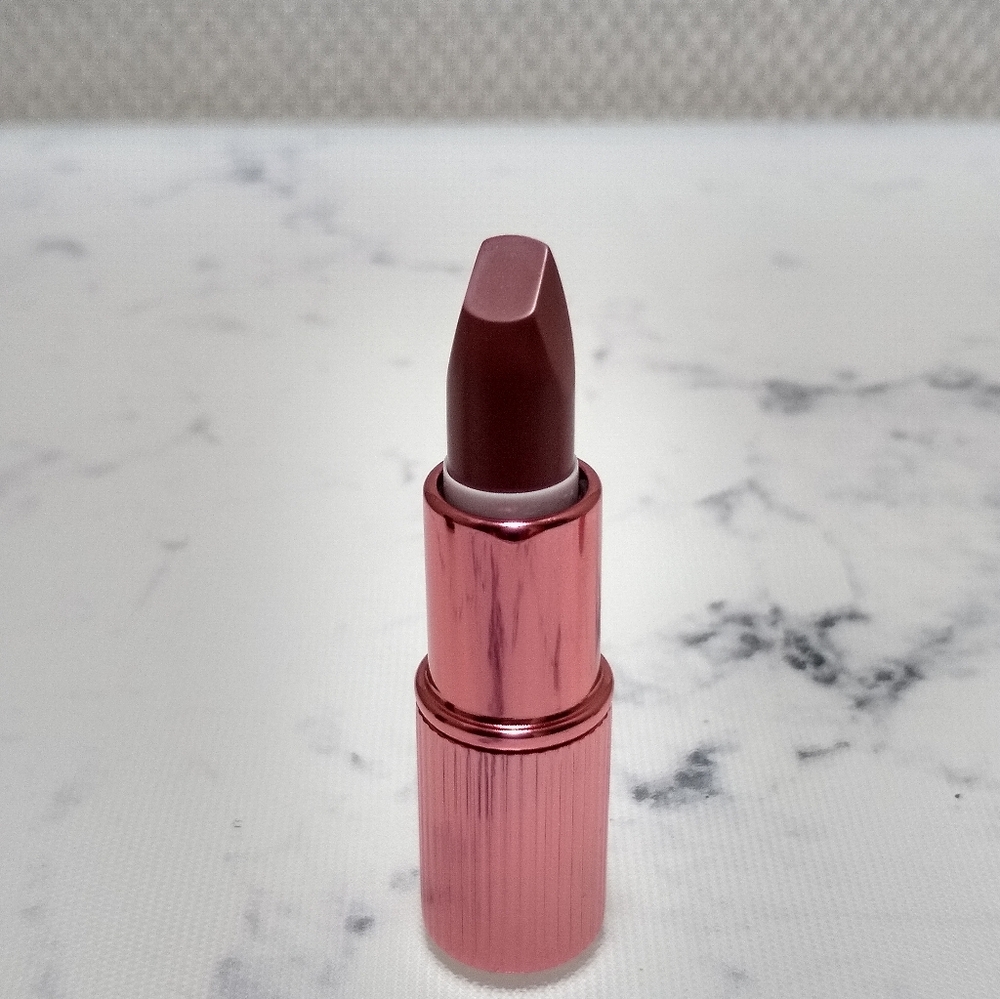 Charlotte Tilbury K.I.S.S.I.N.G Lipstick Icon Baby Mini Size .03 Oz - Picture 5 of 8
